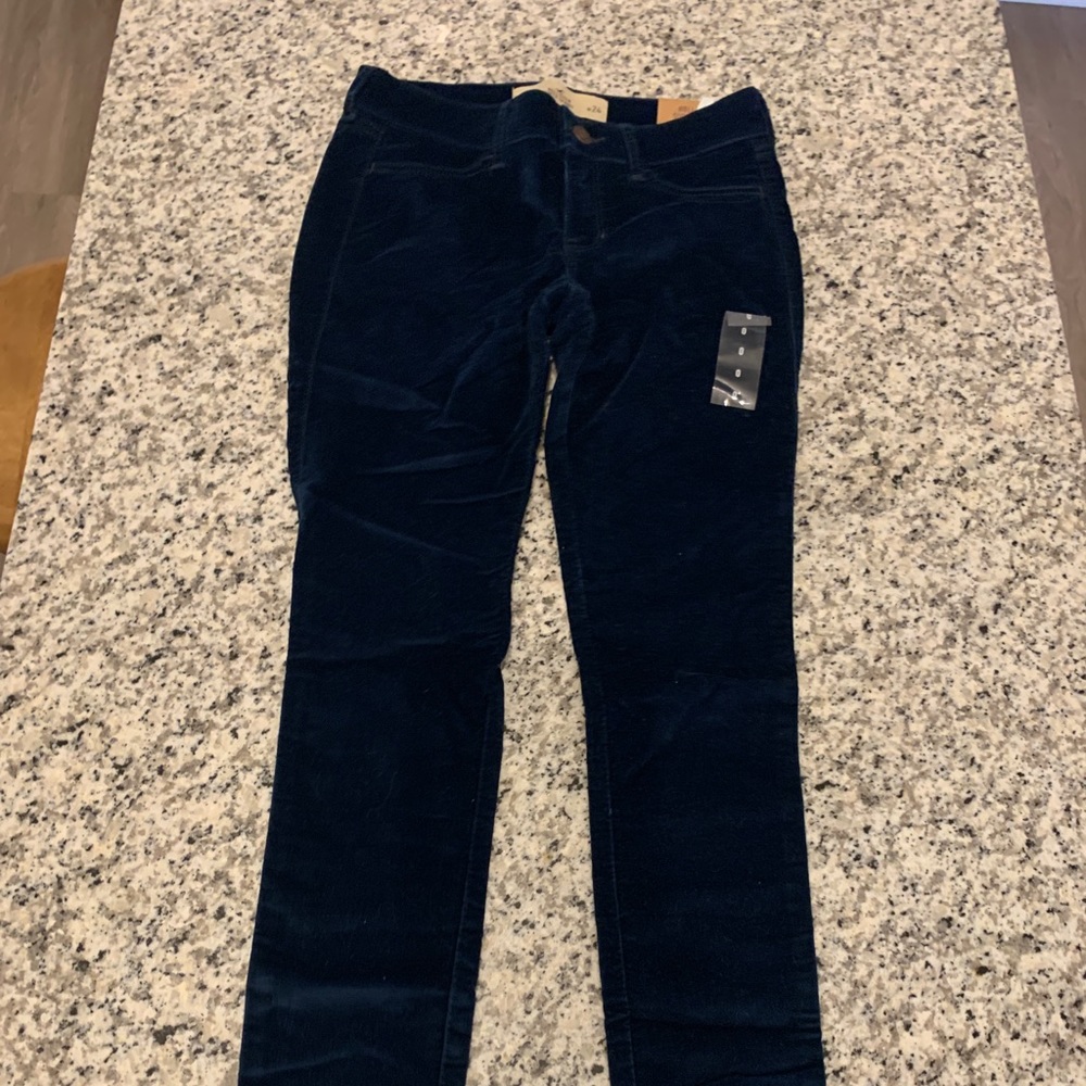 Velvet-blue-skinny jeans